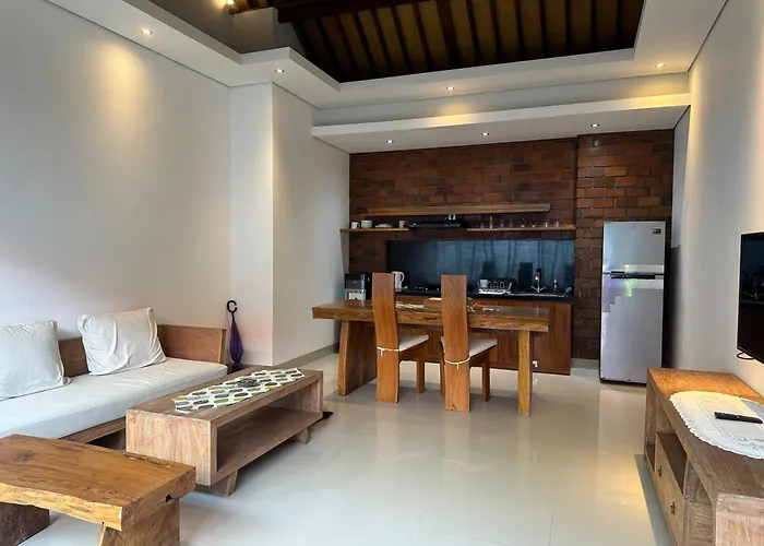 Villa Lil\'U